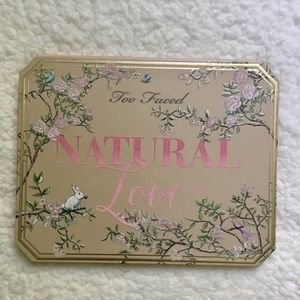 Makeup palette